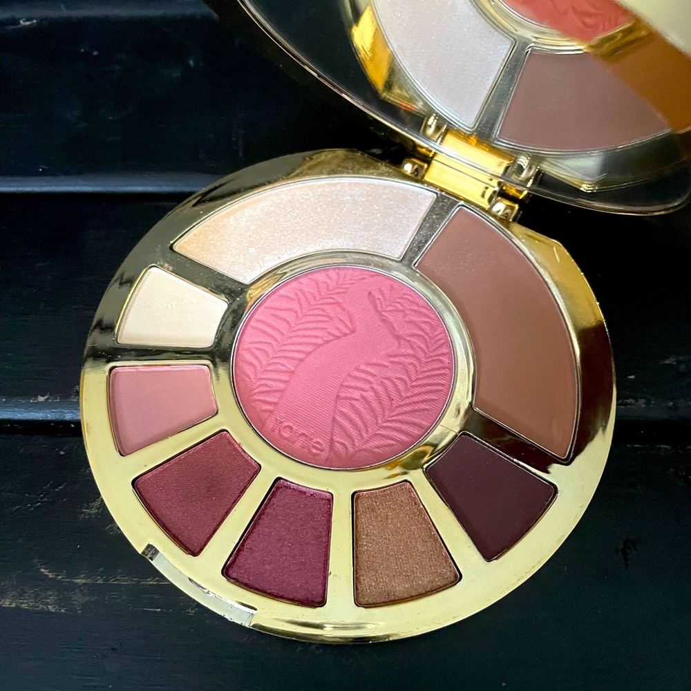Tarte eyeshadow